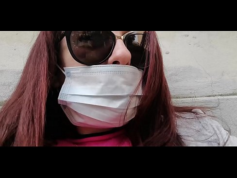 ❤️ Η Νικολέτα εκδικείται τον γείτονά της και κατουράει στο γκαράζ του (Ειδικό Covid19 Ιταλική καραντίνα) ❤️ Σούπερ πορνό ❤